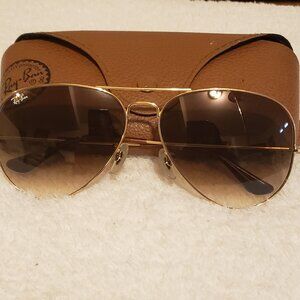 Ray ban aviator sunglasses